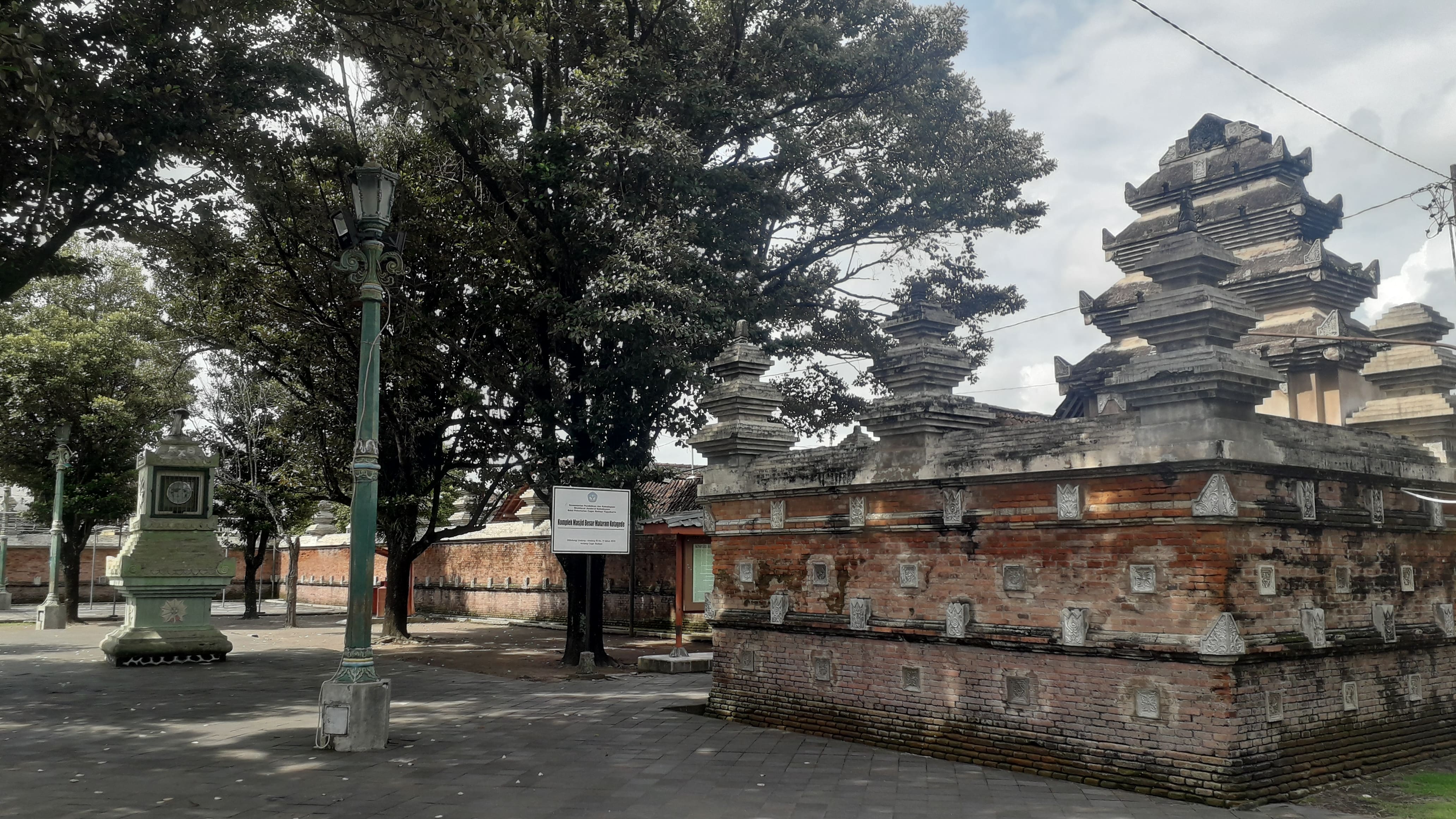 Kotagede : “Lorong Waktu” Spiritualisme dan Romantisme Era Mataram