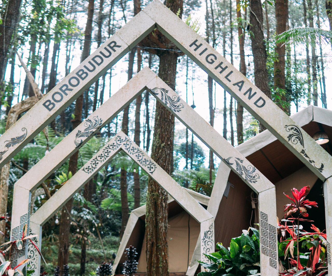 Menghirup Kesegaran Udara di DeLoano Glamping Borobudur Highland