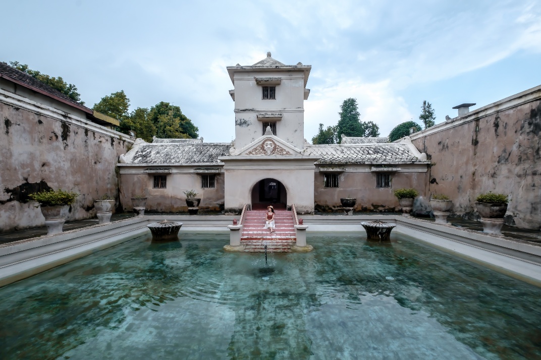 Menyusur Istana Air, Taman Sari