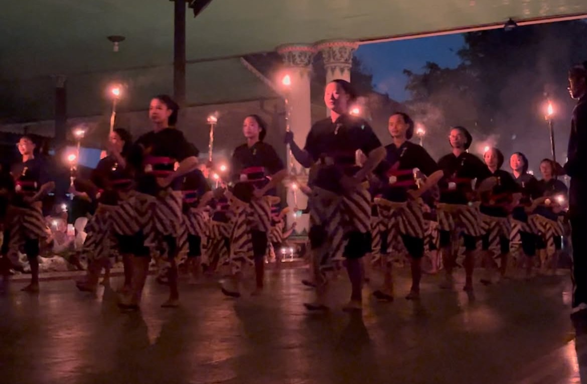 The New Face of Miyos Gangsa: The Sekaten Gamelan Resonates Amid the Flames of the Langenkusuma Torches